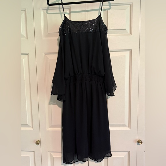 City Chic Black Sequin Wrap Dress - Picture 8 of 10